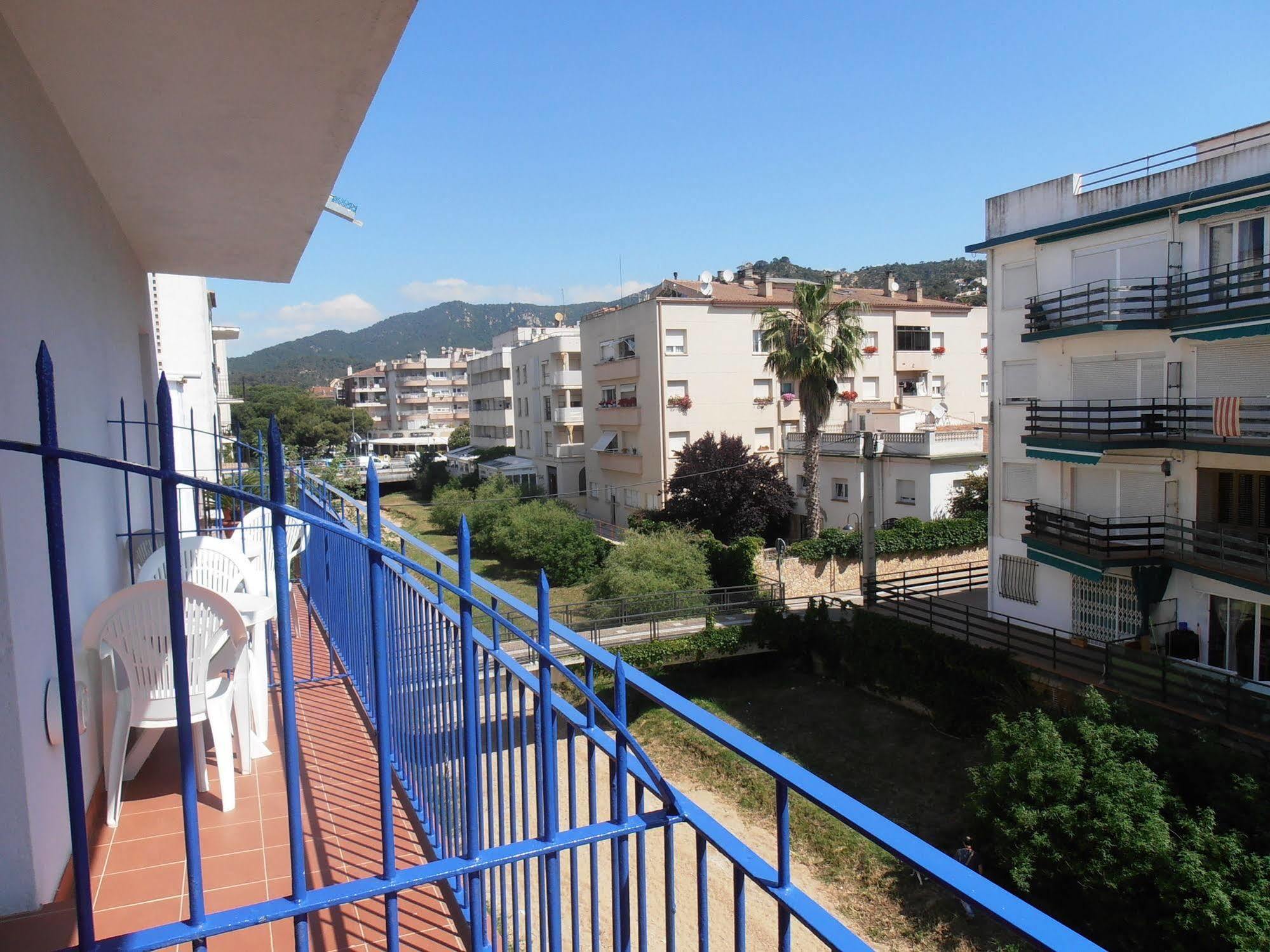 Hotel Marblau Tossa Tossa de Mar Bagian luar foto