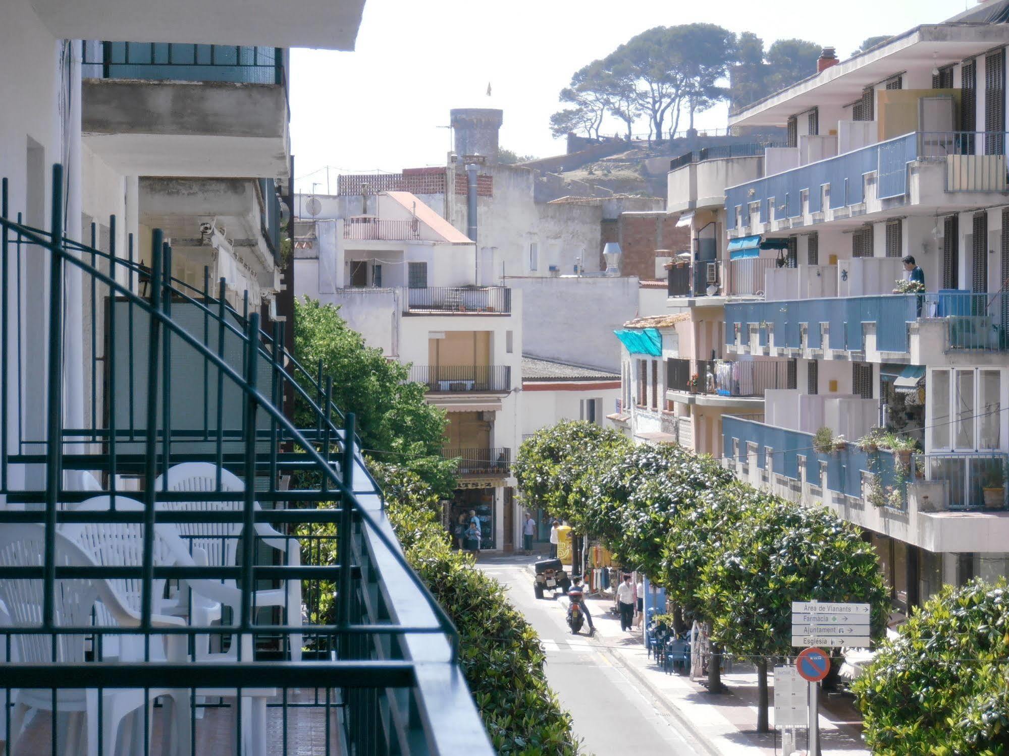 Hotel Marblau Tossa Tossa de Mar Bagian luar foto